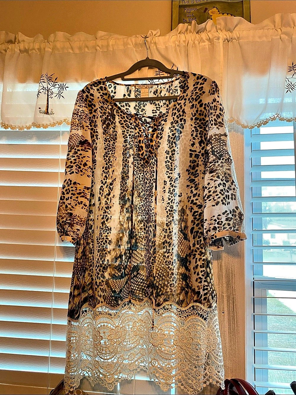 Alberto Makali Animal Print Lace Hem Blouse Size Large